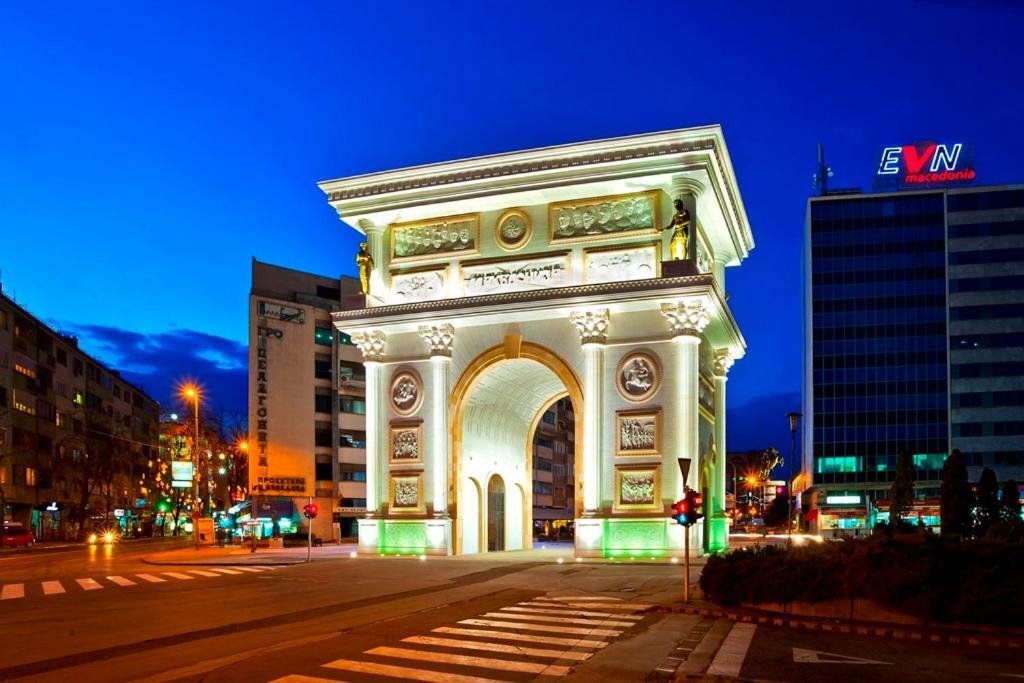 City Center Apartment Üsküp Dış mekan fotoğraf